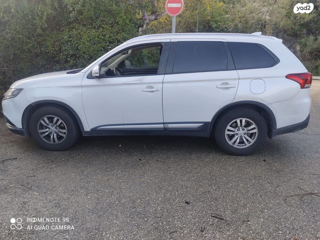 מיצובישי אאוטלנדר