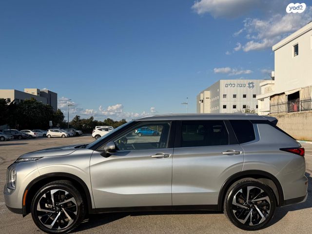 מיצובישי אאוטלנדר