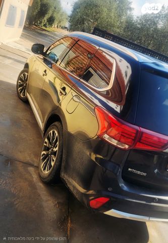 מודעת רכב מיצובישי אאוטלנדר