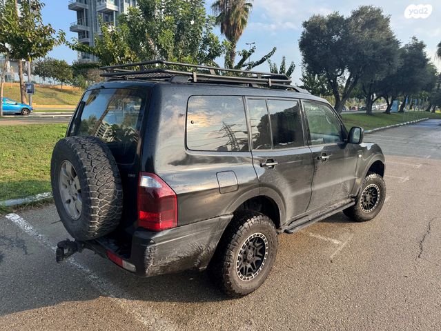 מיצובישי פג'רו