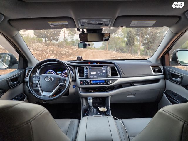 טויוטה היילנדר