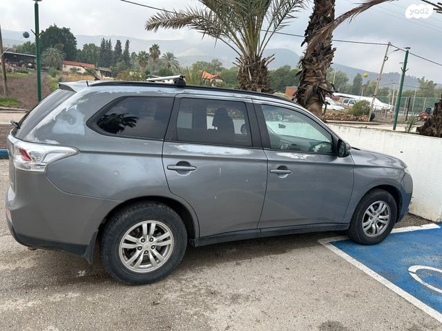 מיצובישי אאוטלנדר