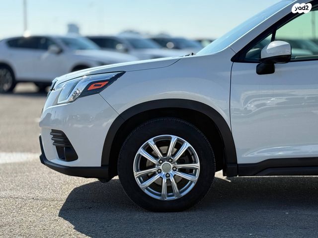 סובארו פורסטר