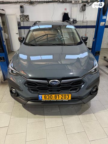 סובארו קרוסטרק