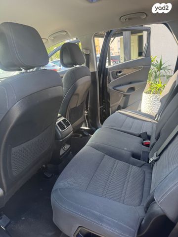 מודעת רכב קיה סורנטו 2