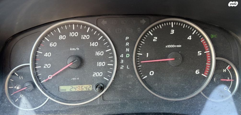 טויוטה לנד קרוזר