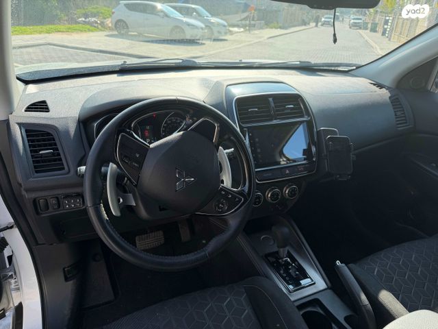 מיצובישי ASX