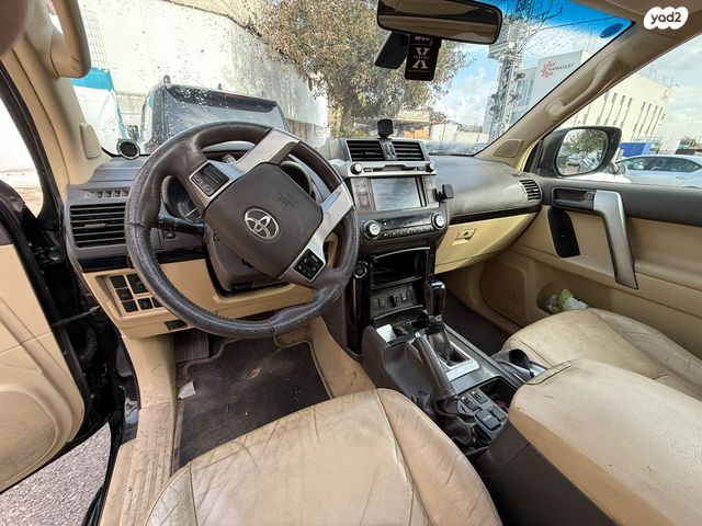 מודעת רכב טויוטה לנד קרוזר