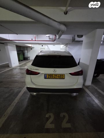 מרצדס-בנץ GLA