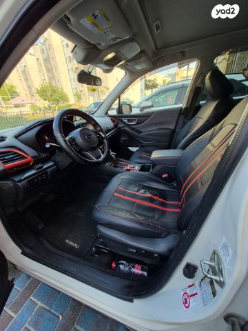 סובארו פורסטר