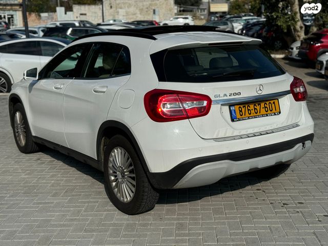 מרצדס-בנץ GLA