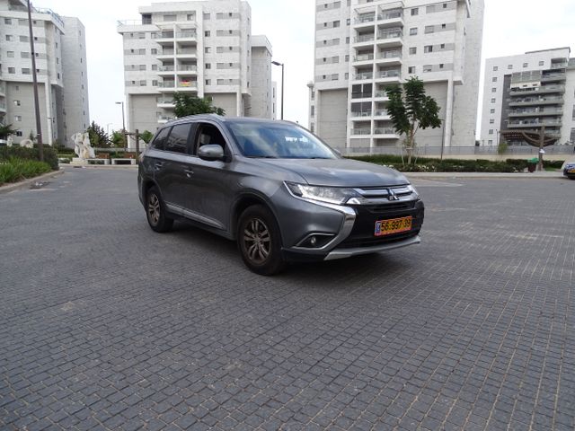 מודעת רכב מיצובישי אאוטלנדר