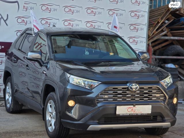טויוטה RAV4