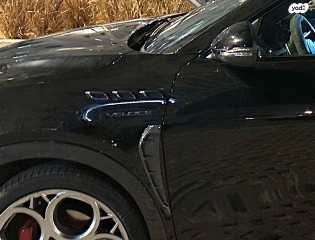 אלפא רומיאו טונלה