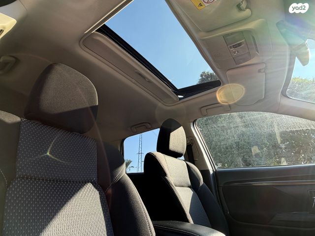 מיצובישי אאוטלנדר