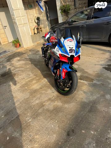 קאוואסאקי נינג'ה ZX 10R