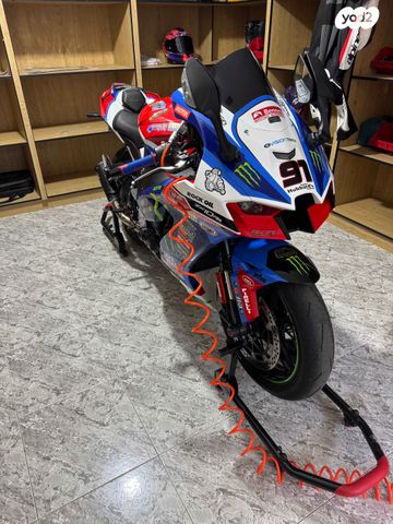 קאוואסאקי נינג'ה ZX 10R