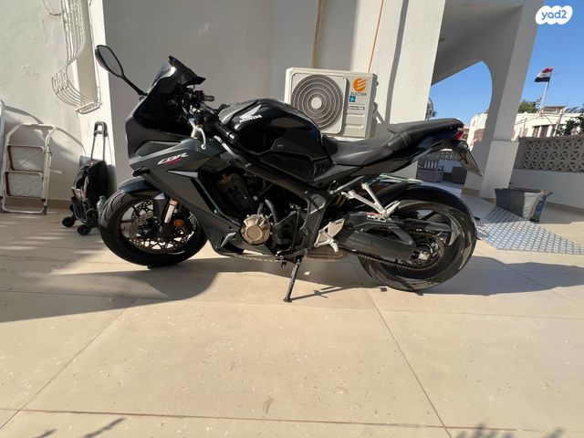 מודעת רכב הונדה CBR650R