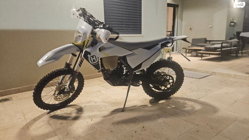 מודעת רכב הוסקוורנה FE250