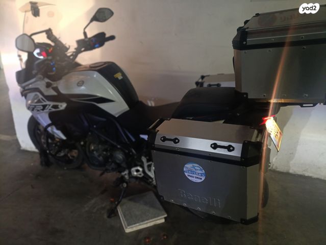 מודעת רכב בנלי TRK502X