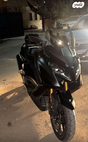 ימאהה TMAX 560 Tech