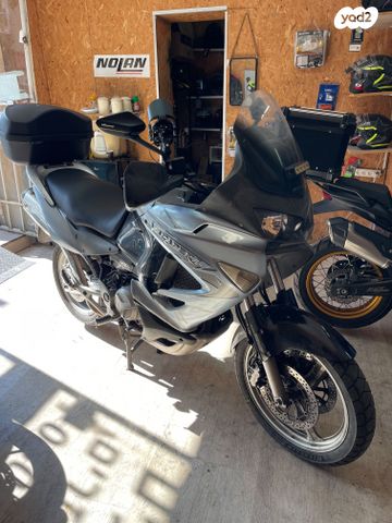 מודעת רכב הונדה ואראדרו 1000