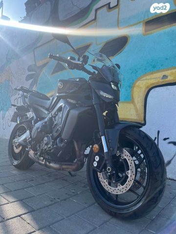 ימאהה MT-09 Y-AMT