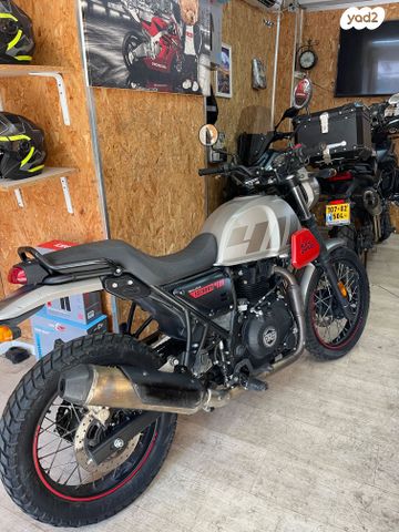 רויאל אנפילד סקארם 411