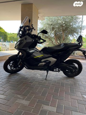 הונדה X-ADV750