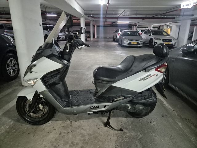 סאן יאנג ג'וי רייד 200