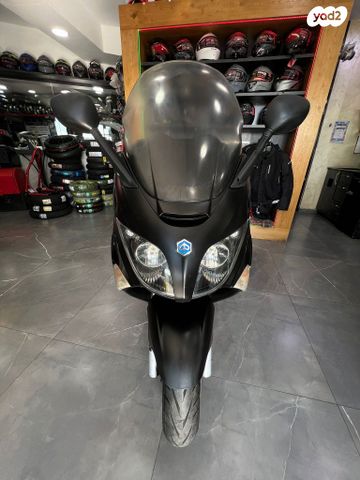 מודעת רכב פיאג'ו X-Evo 250