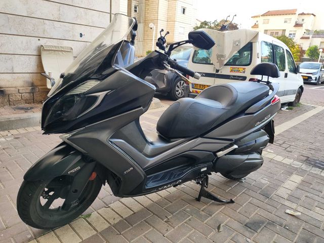 קימקו דאון-טאון 350