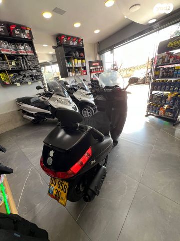 פיאג'ו X-Evo 250