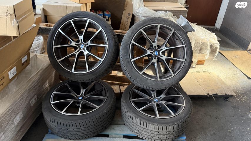 feedItemObj.data.row_1