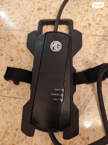 feedItemObj.data.row_1