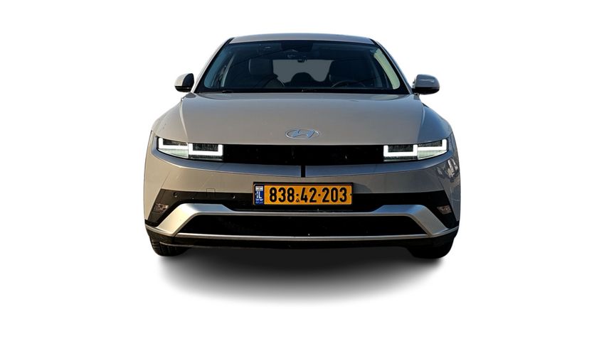 יונדאי איוניק 5