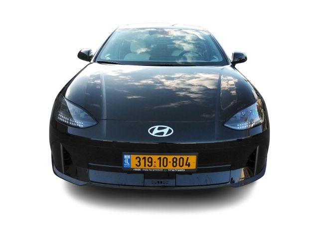 יונדאי איוניק 6