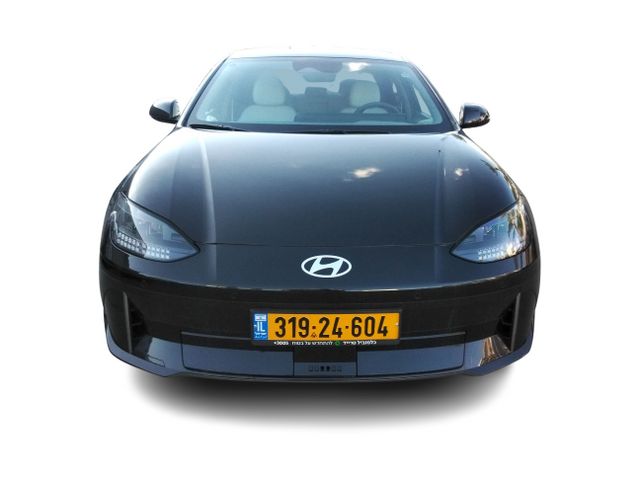 יונדאי איוניק 6