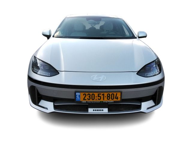 יונדאי איוניק 6