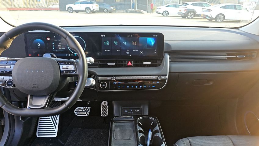 יונדאי איוניק 5