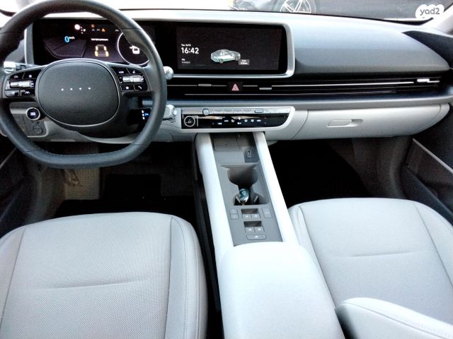 יונדאי איוניק 6