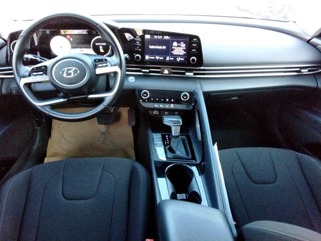 יונדאי אלנטרה