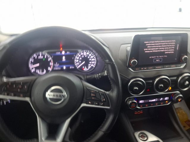 ניסאן סנטרה