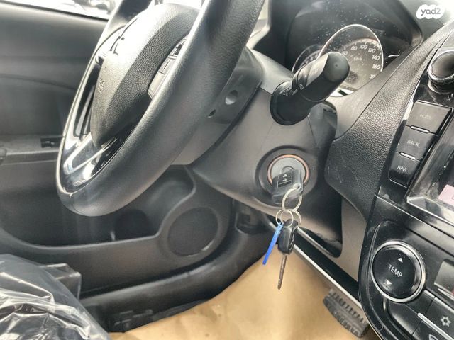 מיצובישי ספייס סטאר