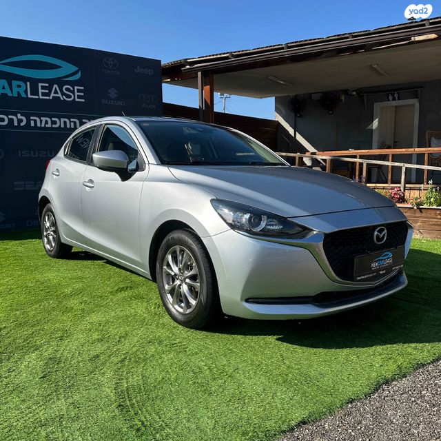 מודעת רכב מאזדה 2