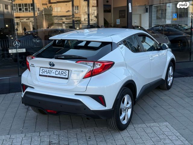 טויוטה C-HR