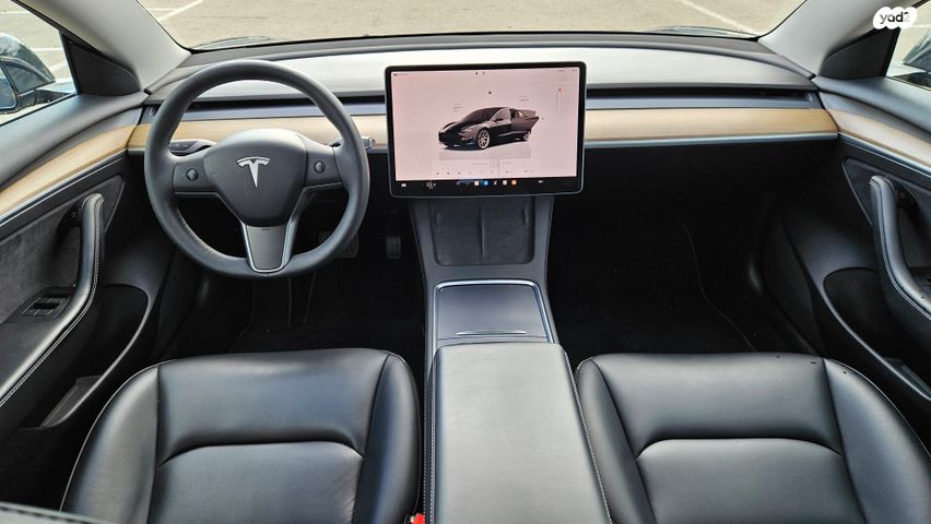 טסלה מודל 3