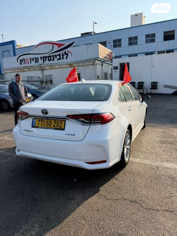 טויוטה קורולה