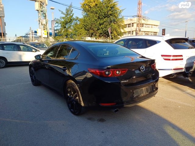 מאזדה 3