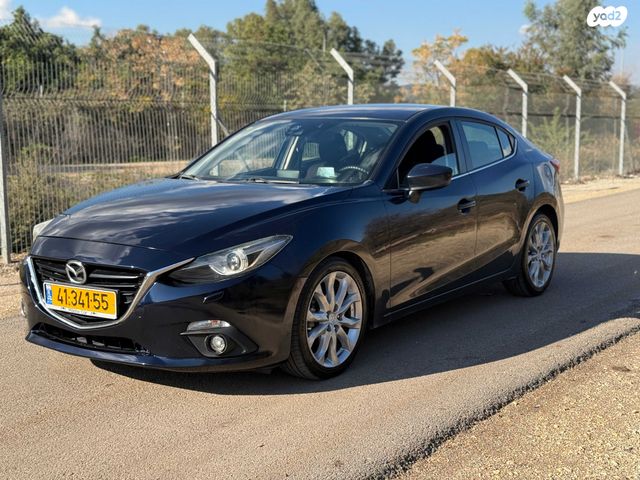 מאזדה 3